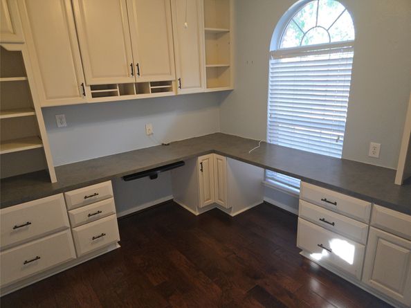 8411 Sandestine Court, Houston TX 77095