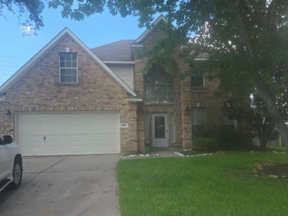 8411 Sandestine Court, Houston TX 77095