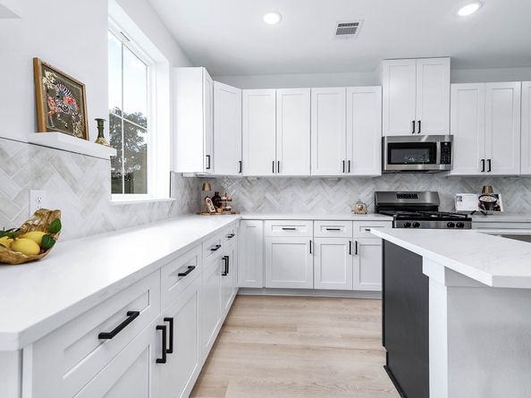 1515 Euel Street, Houston TX 77009