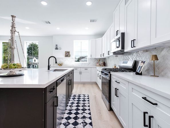 1515 Euel Street, Houston TX 77009