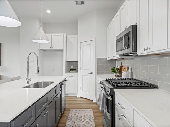 5107 Avenue J, Houston TX 77011