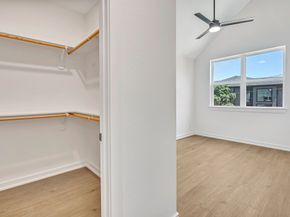 3620 SAUER Street B, Houston TX 77004