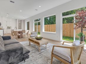 3620 SAUER Street B, Houston TX 77004