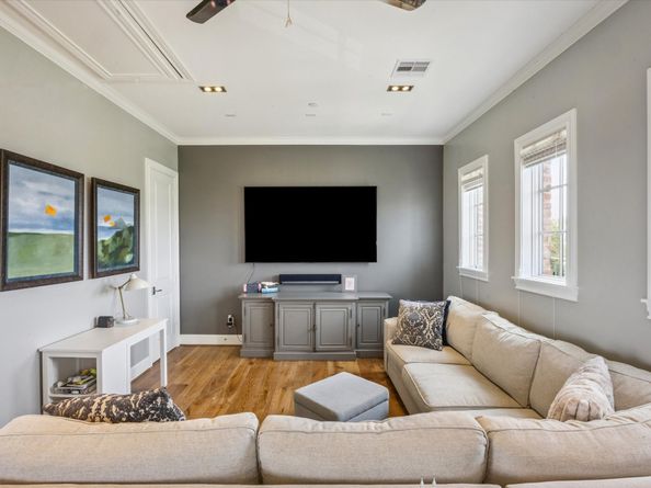 6331 Durford Street, Houston TX 77007