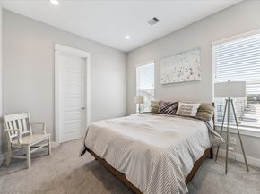 1116 W 15th 1/2 Street A, Houston TX 77008