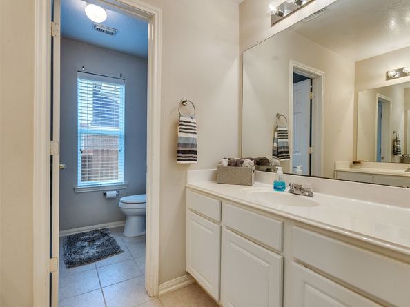 66 N Brooksedge Circle, The Woodlands TX 77382