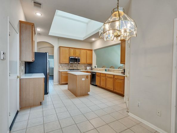 66 N Brooksedge Circle, The Woodlands TX 77382