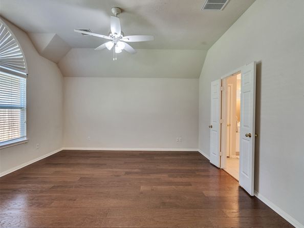 66 N Brooksedge Circle, The Woodlands TX 77382