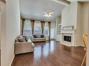 66 N Brooksedge Circle, The Woodlands TX 77382