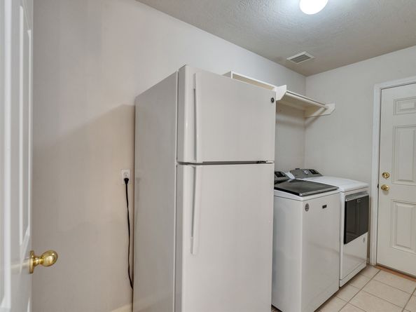 66 N Brooksedge Circle, The Woodlands TX 77382