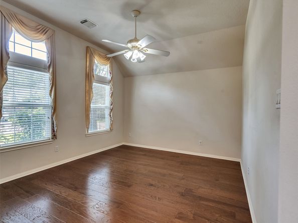 66 N Brooksedge Circle, The Woodlands TX 77382