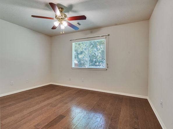 66 N Brooksedge Circle, The Woodlands TX 77382