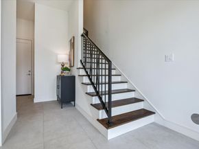 5824 Winsome Lane B, Houston TX 77057