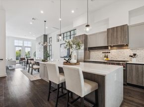 5824 Winsome Lane B, Houston TX 77057