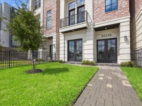 5824 Winsome Lane B, Houston TX 77057
