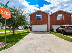 5103 Dartmoor Ridge Trail, Houston TX 77066