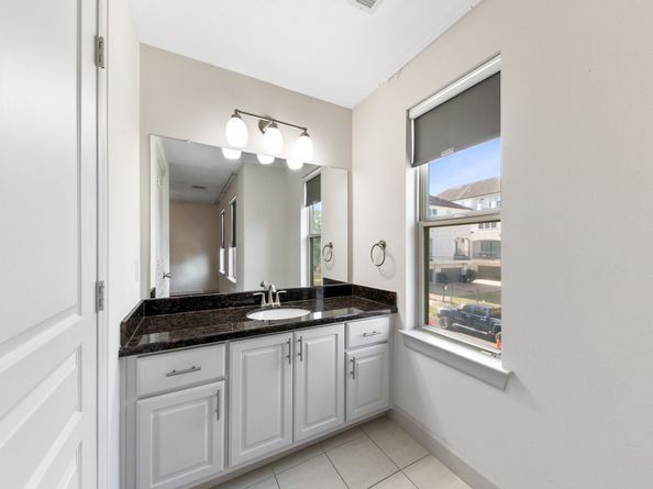 1809 Wichita Street, Houston TX 77004