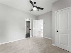 1605 W Hedrick Street, Houston TX 77011