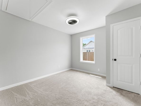 1605 W Hedrick Street, Houston TX 77011
