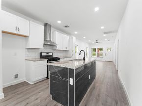 1605 W Hedrick Street, Houston TX 77011