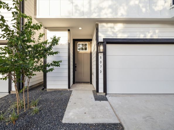 812 Thornton Street F, Houston TX 77018