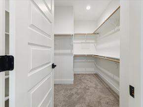 812 Thornton Street F, Houston TX 77018