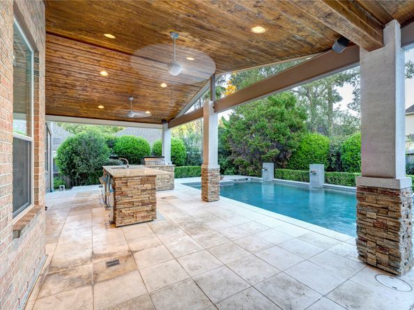 6206 Chestnut Peak Court, Houston TX 77345
