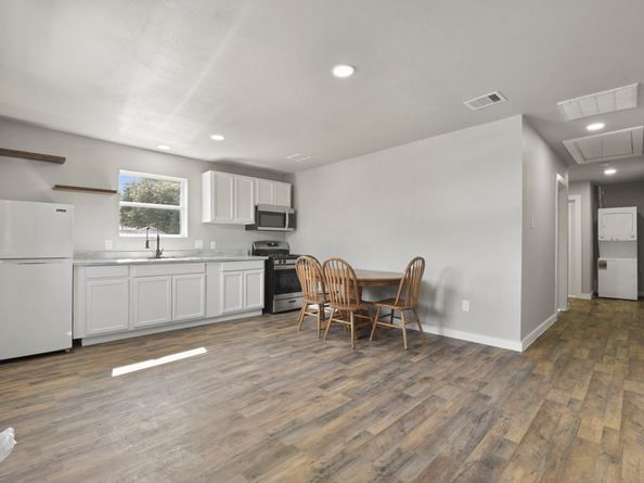 6504 Canal Street, Houston TX 77011