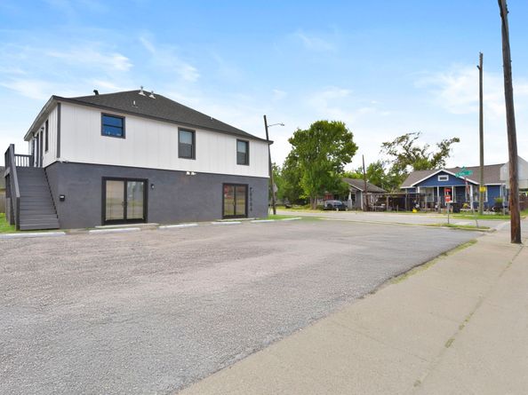 6504 Canal Street, Houston TX 77011