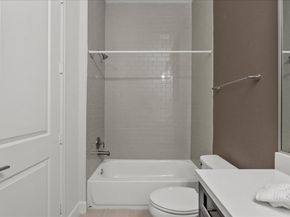 403 N Nagle Street B, Houston TX 77003