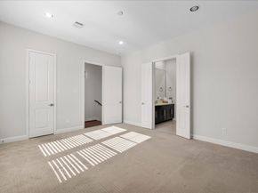 403 N Nagle Street B, Houston TX 77003