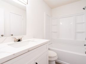 6324 Shadow Tree Drive 632, Houston TX 77035