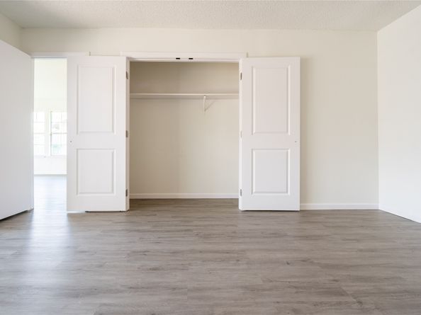 6324 Shadow Tree Drive 632, Houston TX 77035