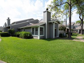 6324 Shadow Tree Drive 632, Houston TX 77035