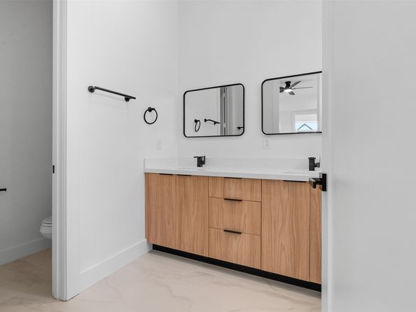 3405 Hutchins Street, Houston TX 77004