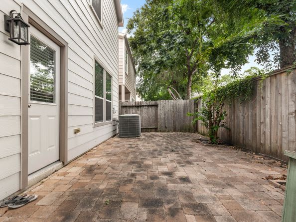 10051 Fallen Woods Drive, Houston TX 77080