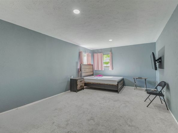 7230 Corta Calle Drive, Houston TX 77083