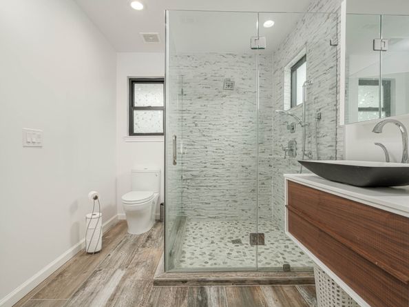 6518 Kury Lane, Houston TX 77008