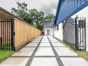 6518 Kury Lane, Houston TX 77008