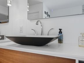 6518 Kury Lane, Houston TX 77008