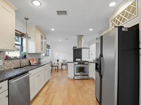 6518 Kury Lane, Houston TX 77008