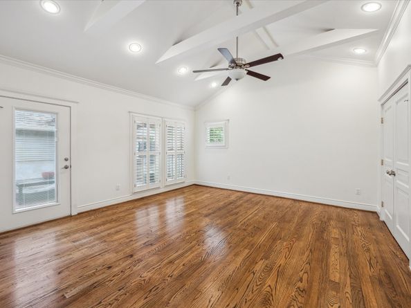 2621 Morrison Street, Houston TX 77009