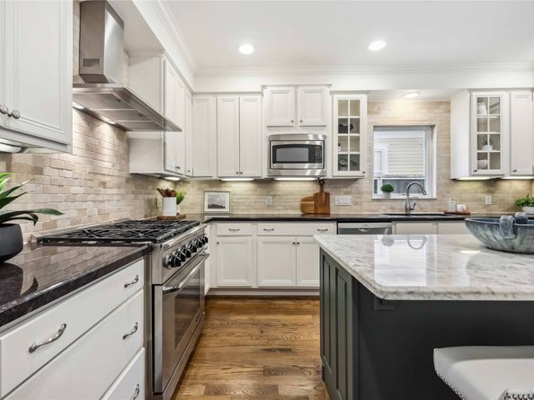 2621 Morrison Street, Houston TX 77009