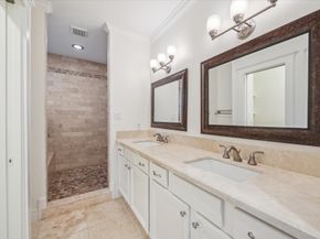 2621 Morrison Street, Houston TX 77009