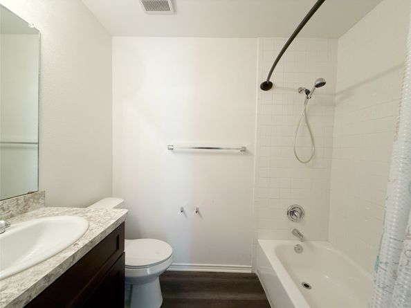 10912 Gulf Freeway 68, Houston TX 77034