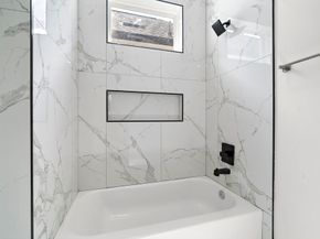 406 E 33rd Street, Houston TX 77018