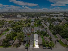 406 E 33rd Street, Houston TX 77018
