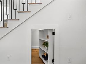 406 E 33rd Street, Houston TX 77018