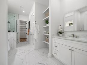 406 E 33rd Street, Houston TX 77018