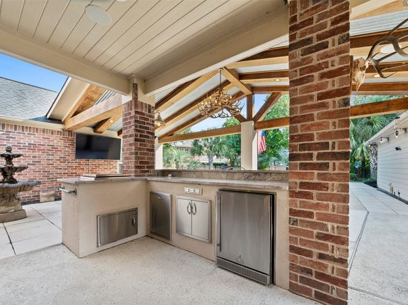 1311 Regal Green Court, Kingwood TX 77345